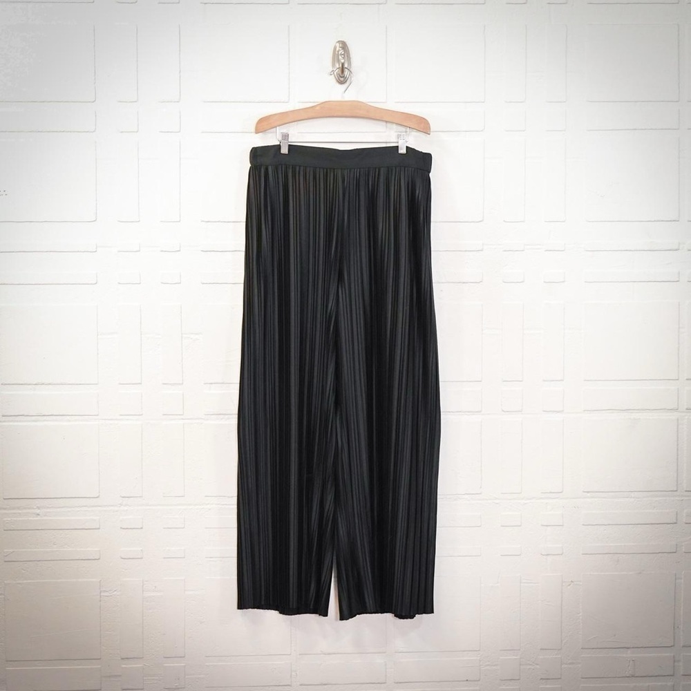 NWOT- Ann Taylor pleated wide leg pull on pants black Size 12 - Picture 6 of 9